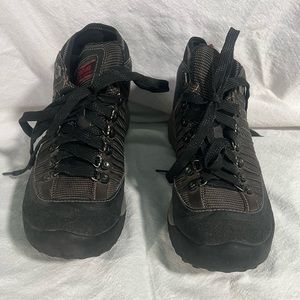 Teva Mens 7.5 style 4307